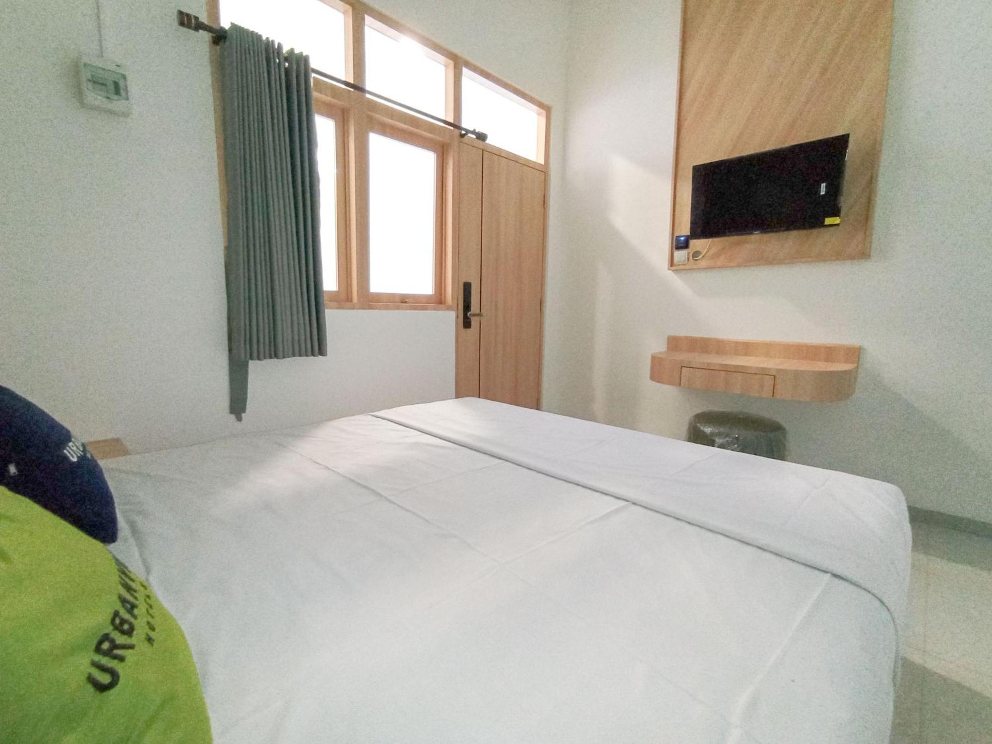 Urbanview Hotel Subali Purwokerto Exteriör bild